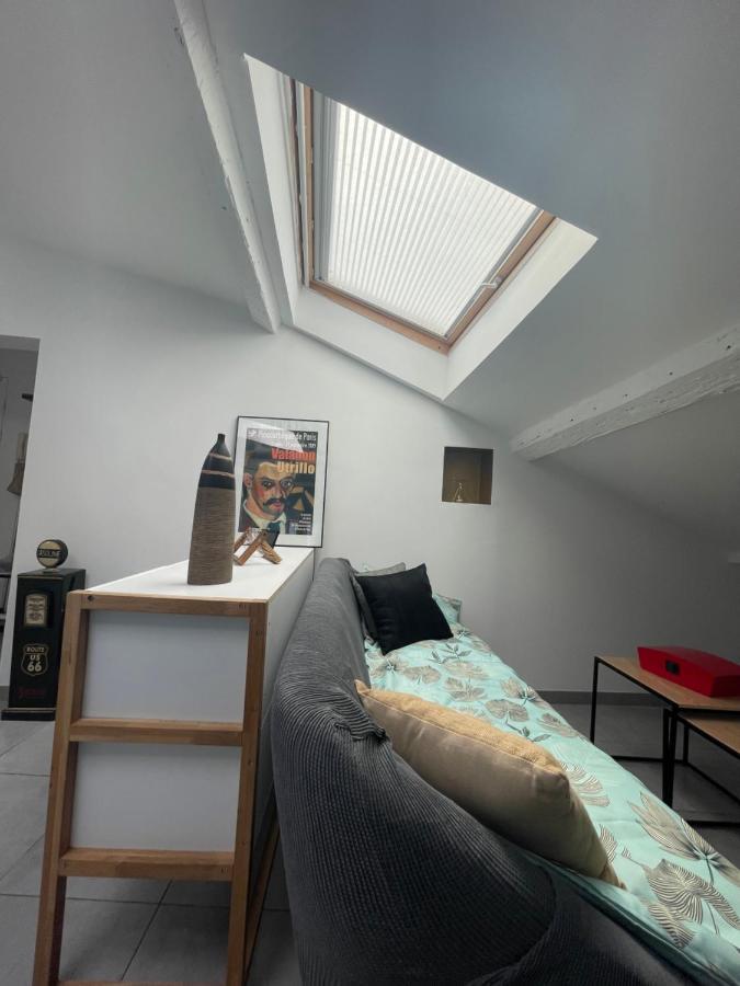 Appartement Climatise Centre-Ville De Narbonne Dans Comble 4 Couchages Eksteriør bilde
